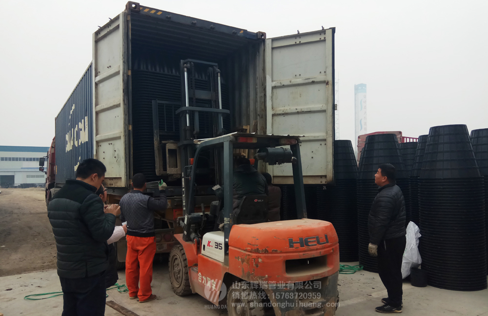 山東輝（huī）瑞管業：一批化糞池出口菲律賓，新（xīn）農村旱廁改造走向全球