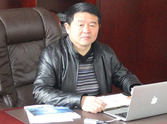 市人大代表、山東糖心vlog管業有限公司董事長  侯成安