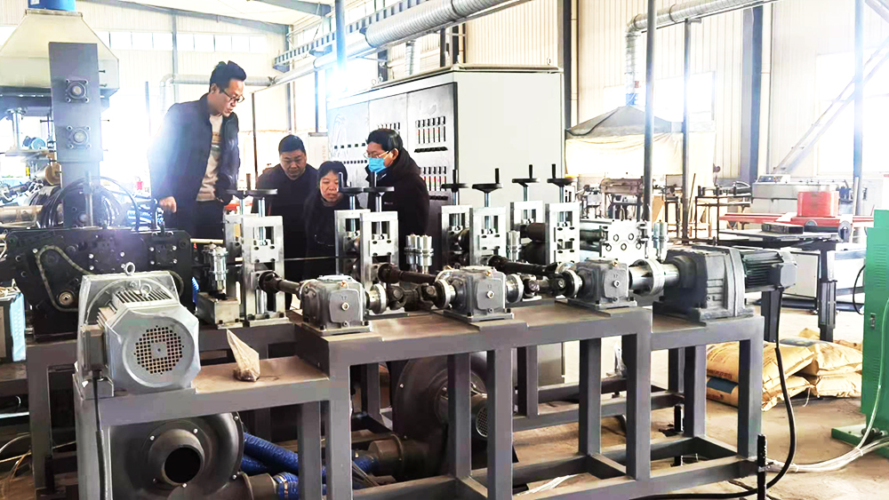 北京化工大學教授（shòu）馬秀清、薛（xuē）平一行來（lái）山（shān）東糖心vlog指導