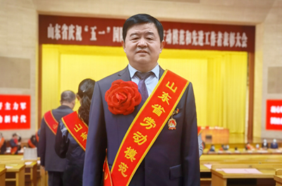 山東省五一勞動獎章獲得（dé）者侯成安宣講“勞模精神”